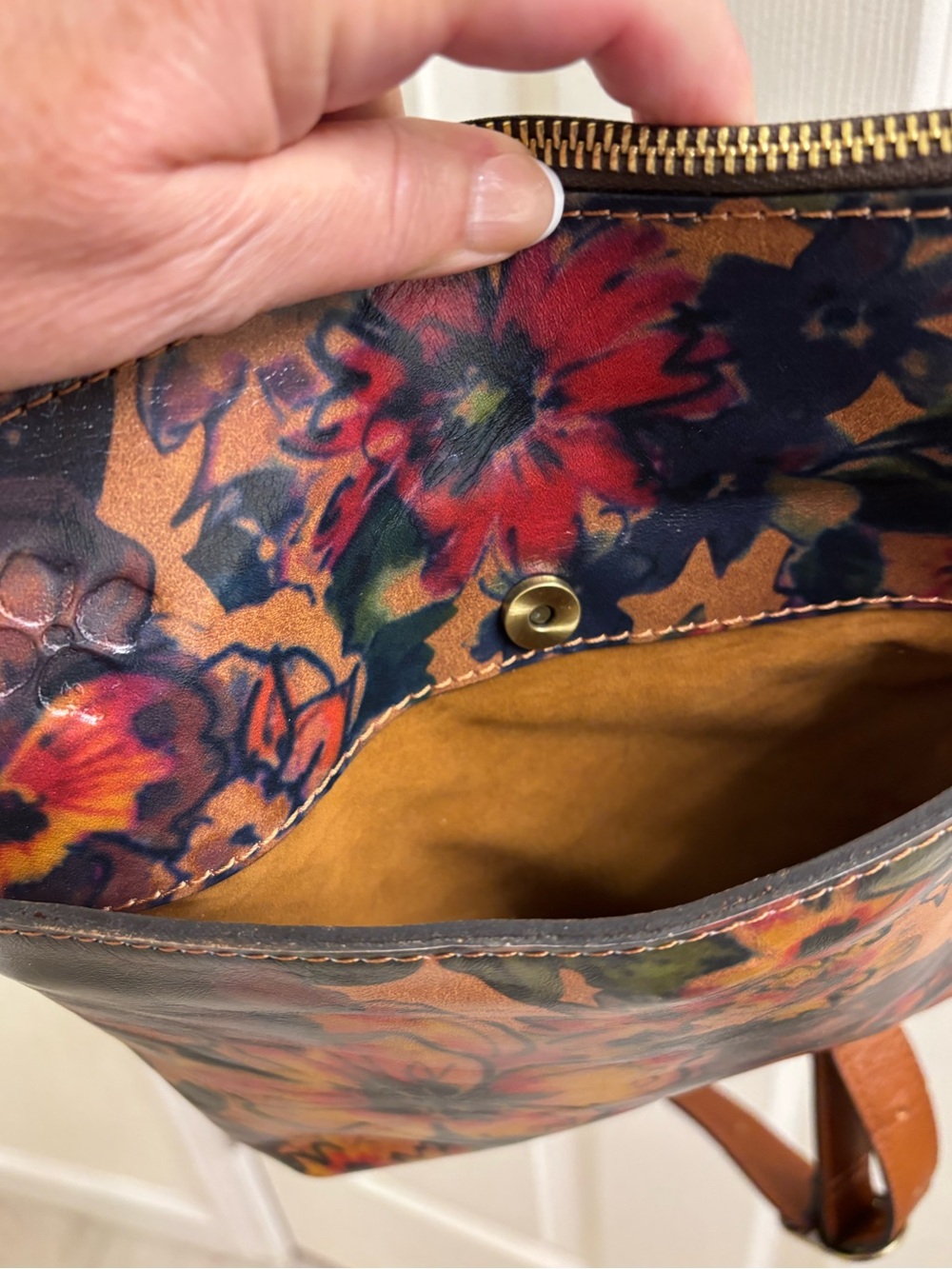 Patricia Nash Stipes floral leather crossbody - Like New - Picture 6 of 10